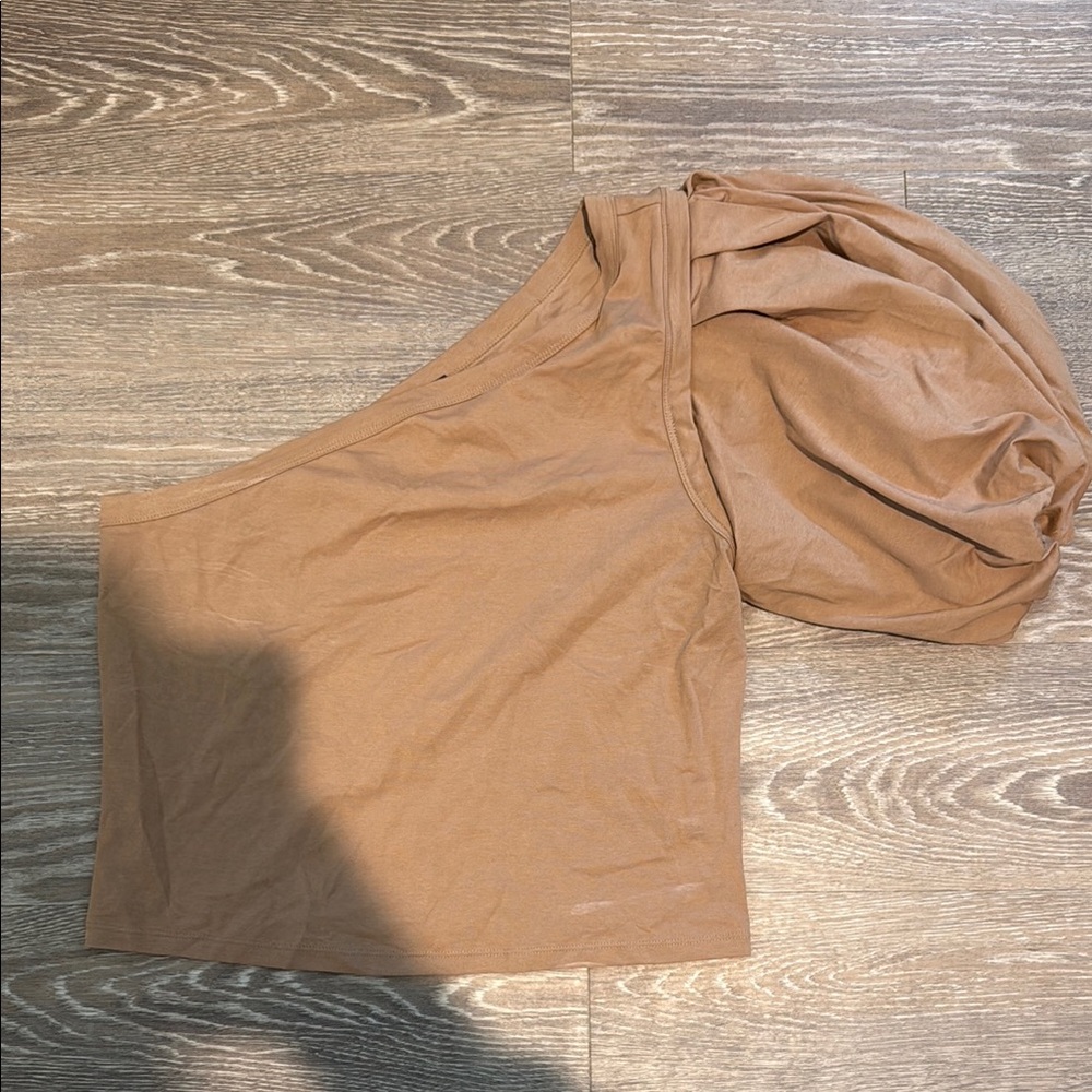 Express Tan One-Shoulder Top S
